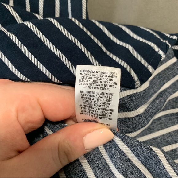 Striped button up blouse - Picture 2 of 5